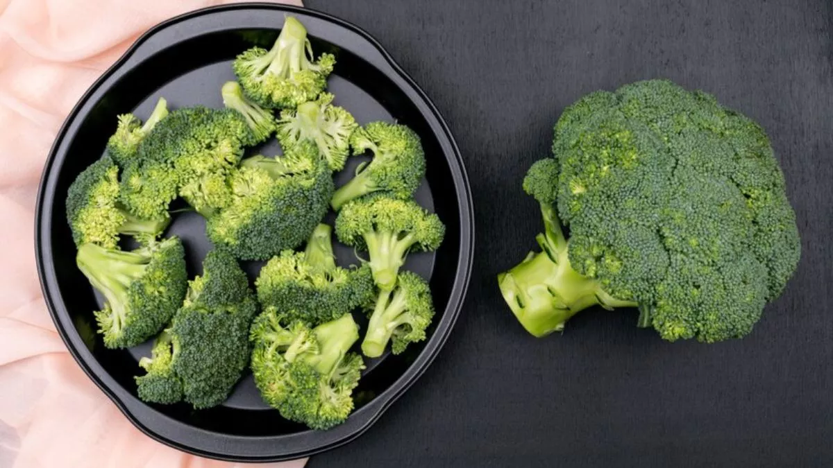 Pluzzy | Organic Protin- Rich Food Online Store Broccoli